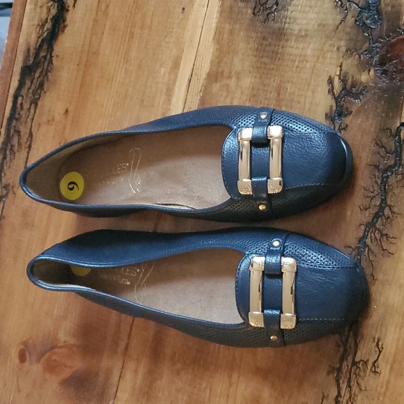 Aerosoles Black ballet flats Size 9. New - Picture 2 of 5